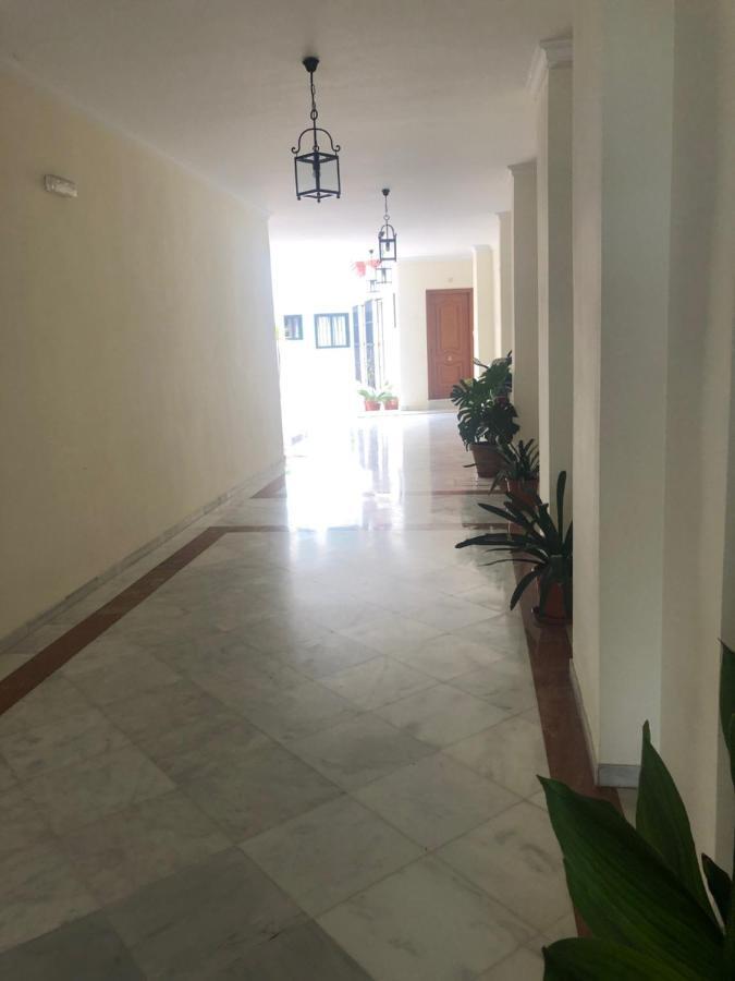 Apartamento En Pleno Centro De Marchena 3 Dormitorios 3 Banos Privados Zewnętrze zdjęcie